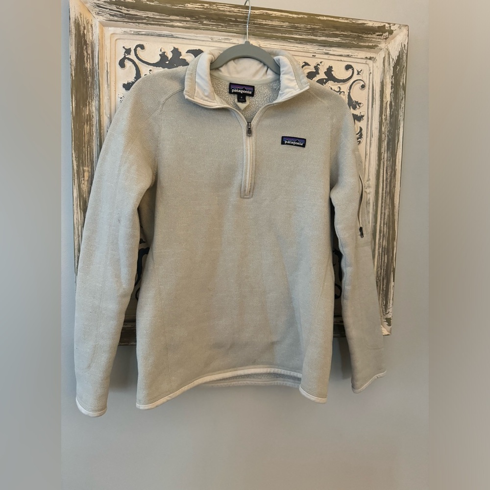 Patagonia pullover. Small!